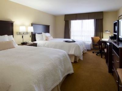 Hampton Inn&suites Hotel